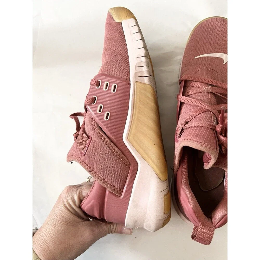 Nike great preowned